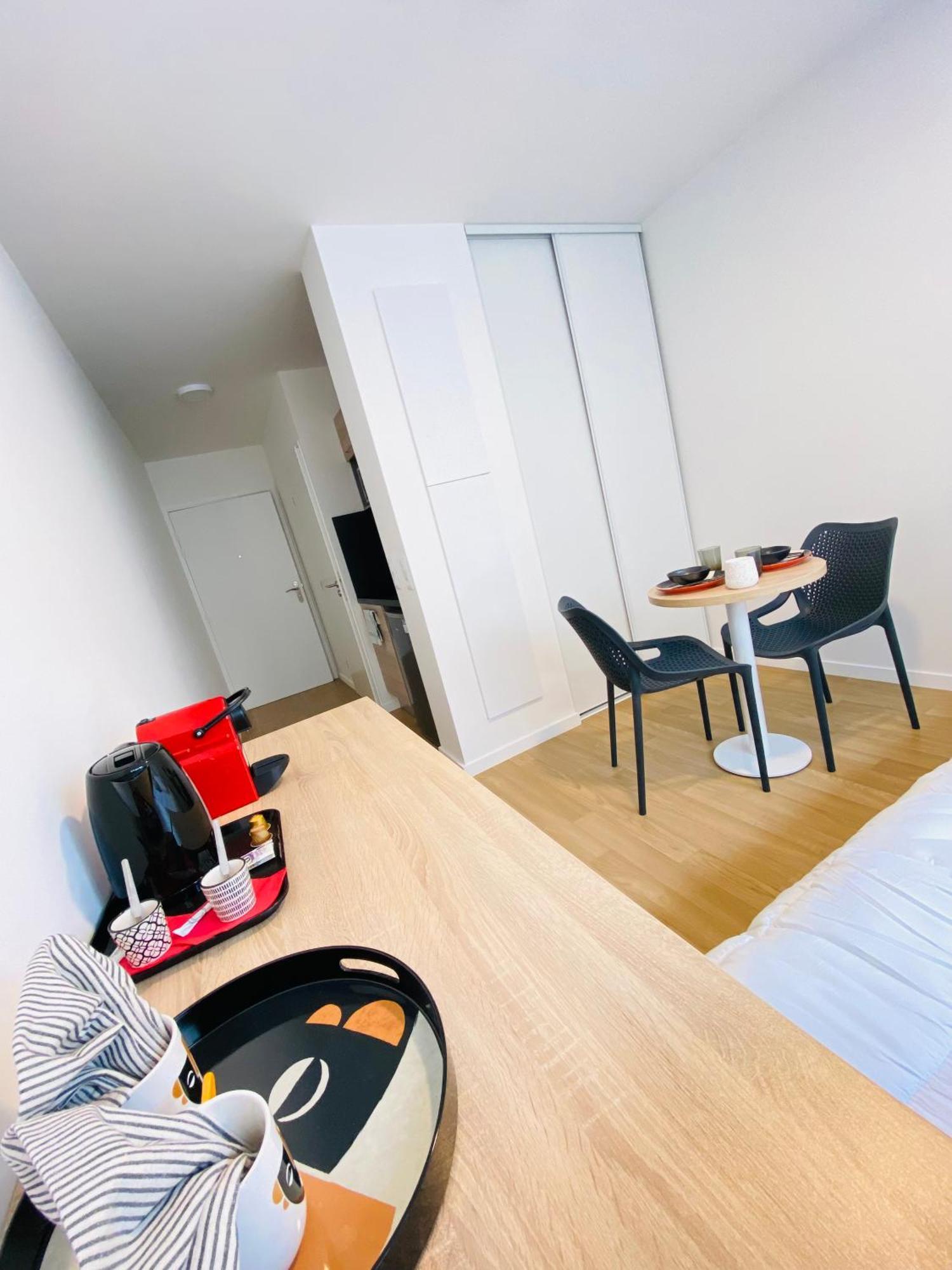 Studio 8 Fontainebleau Bagian luar foto